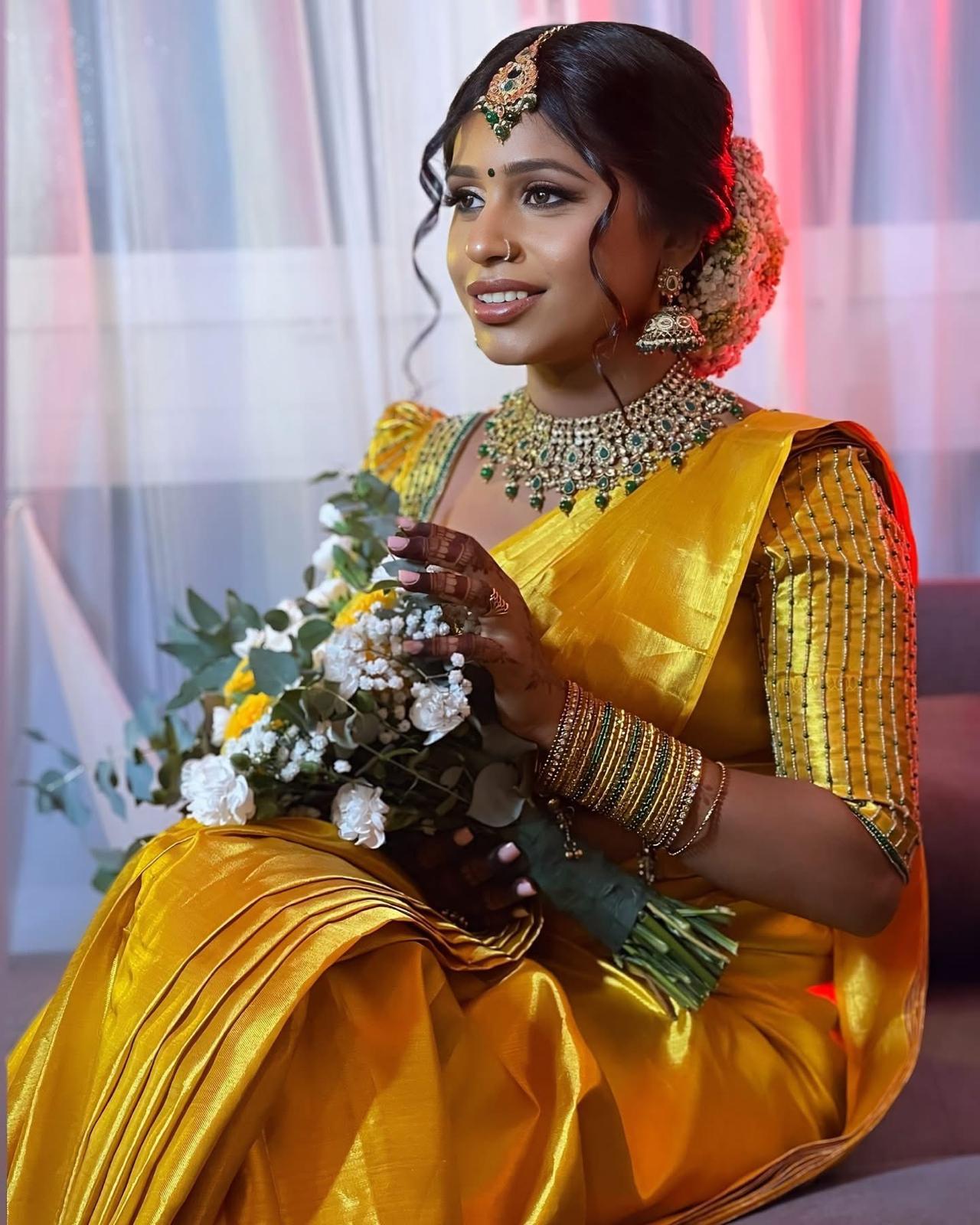 Festival- und Brautmakeup in warmem Licht